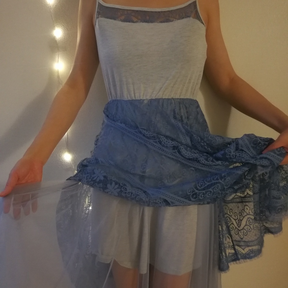 Dress - Picture 2 of 6